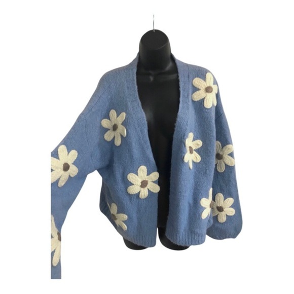 Blue chunky knit white flower floral embroidered open front cardigan sweater - Picture 12 of 17